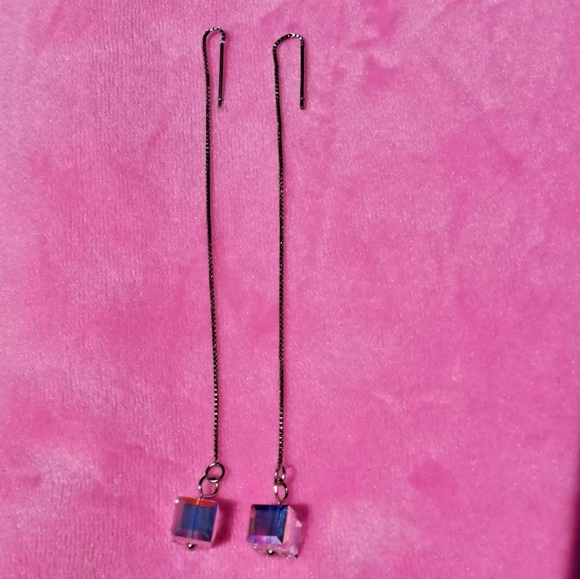Swarovski Crystal Square threader style dangle earrings. - Picture 2 of 2